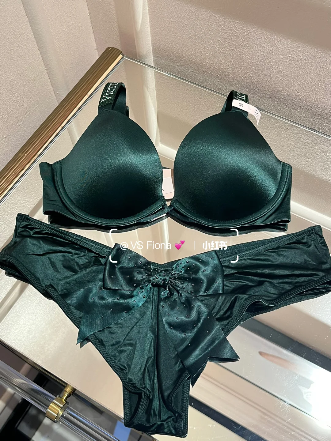 维密｜holiday 清冷感十足的松林绿💚