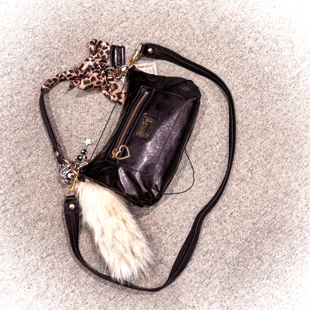 蔻驰Coach豹纹毛毛腋下豌豆包如时髦辣妹