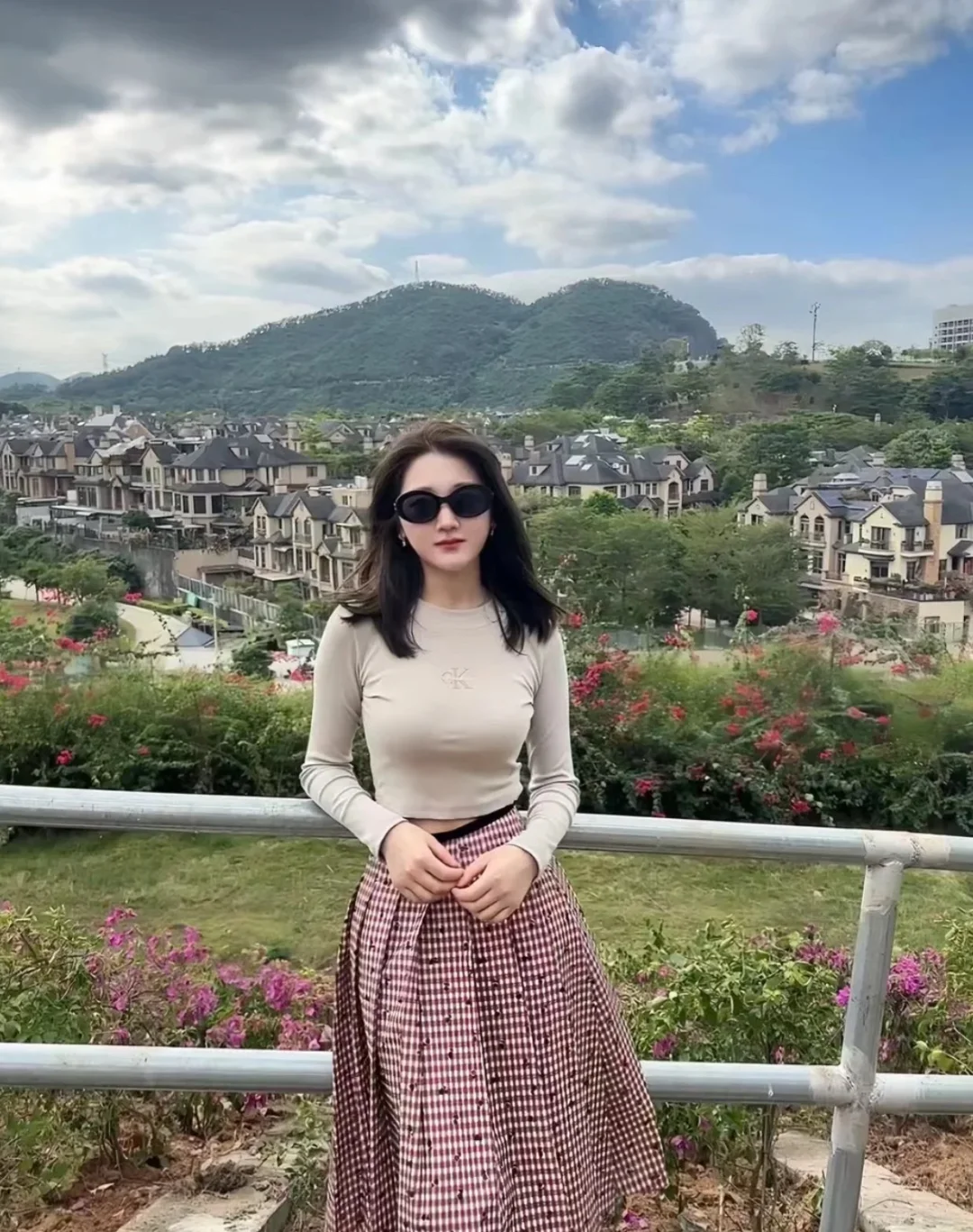 南京97年 朋友说我人妻感重 真的是未婚未育