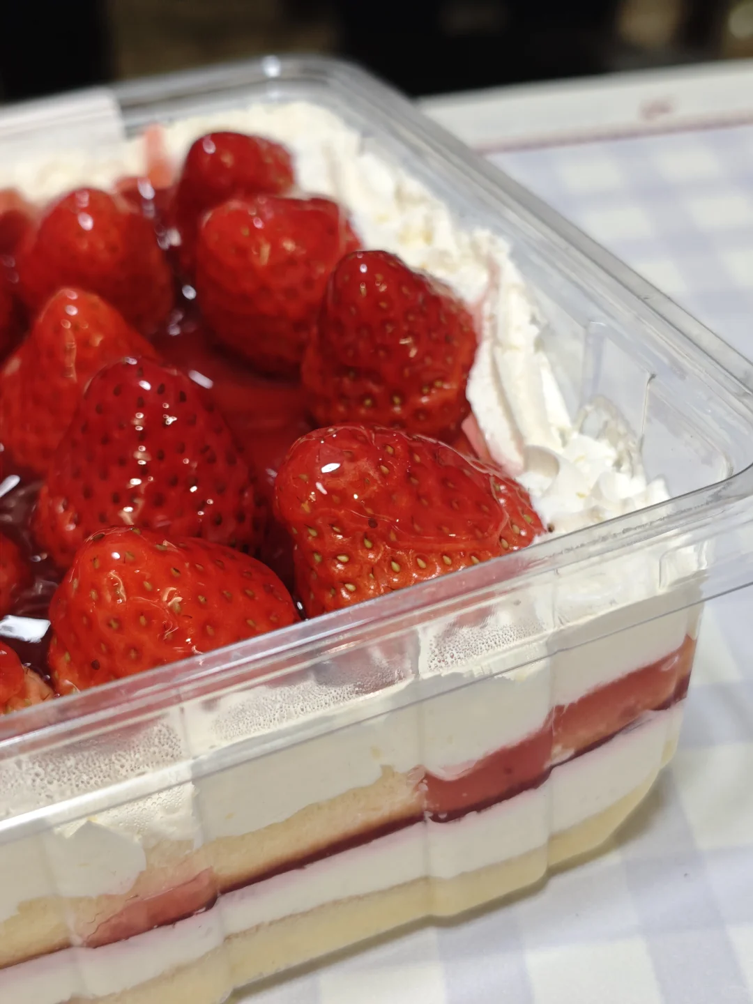 🍓七鲜草莓蛋糕 · 跟圣诞适配度拉满❣️