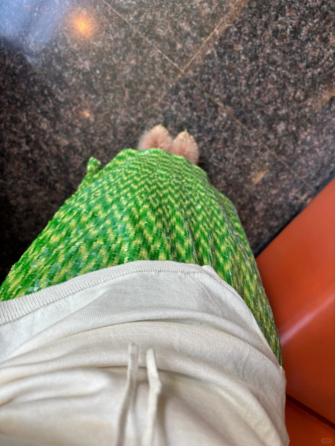 我是比他大三岁的轻熟女.