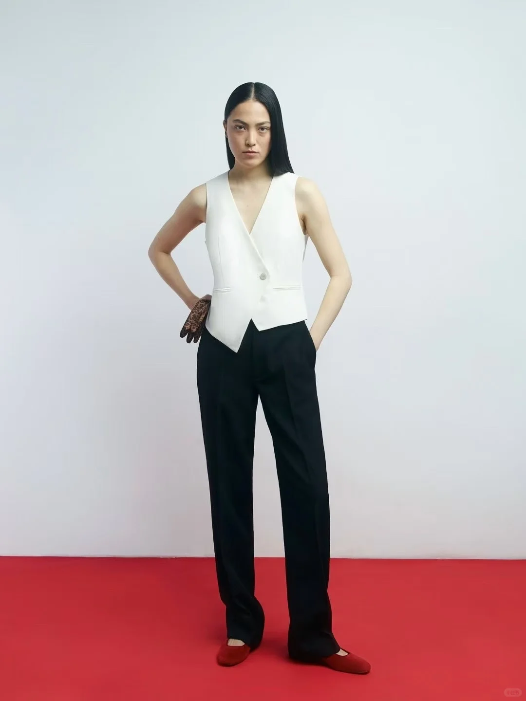 21MODELS｜ 混血超模 YUMMI