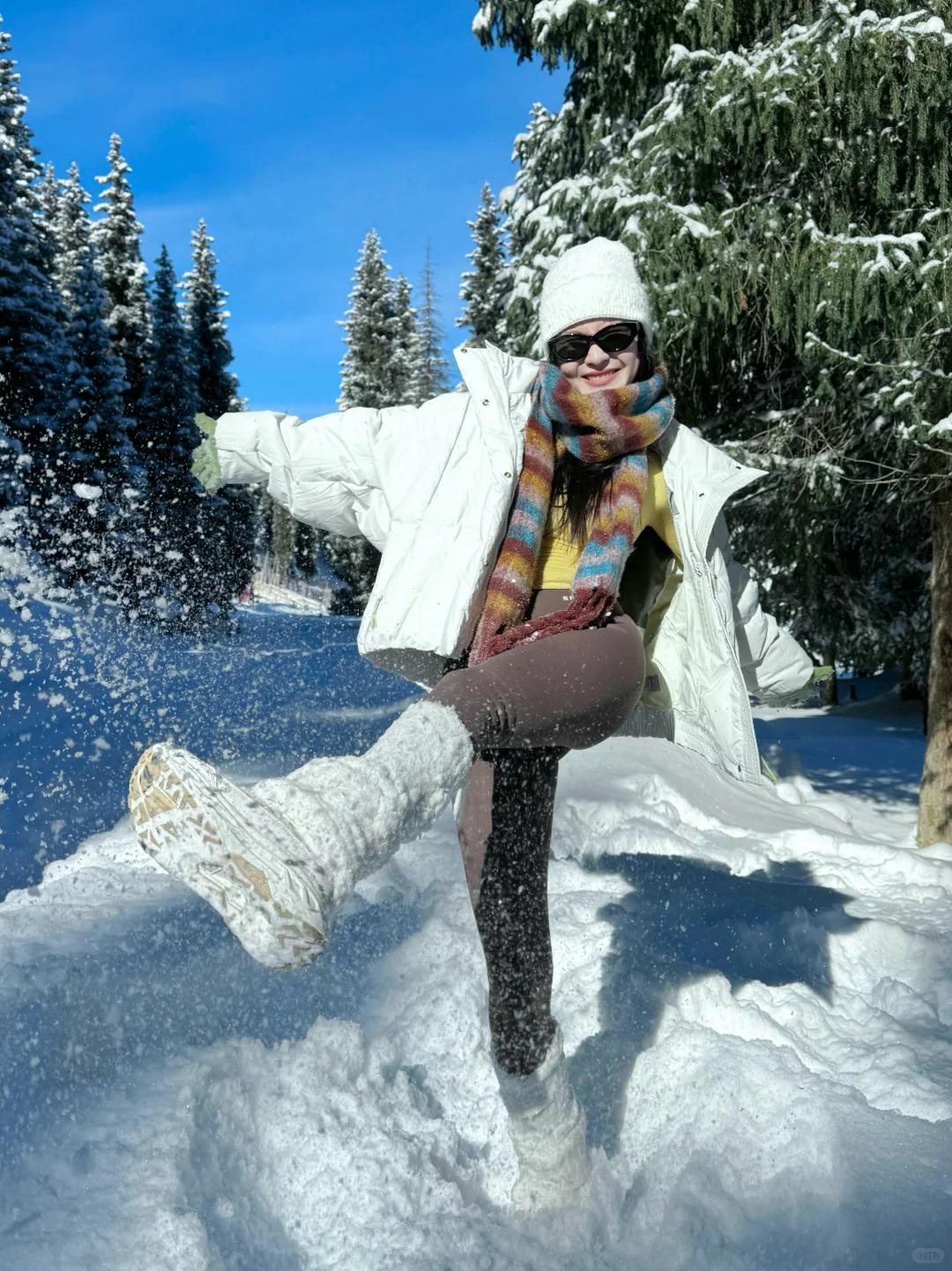 提前预习一些雪地拍照姿势 ❄️好有生命力！