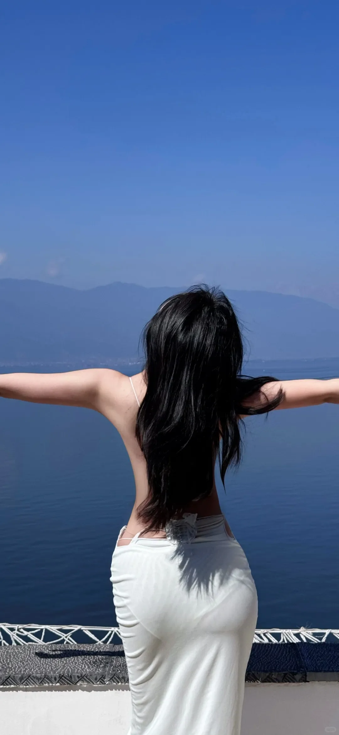 哇哦～这组氛围感壁纸也太美了吧