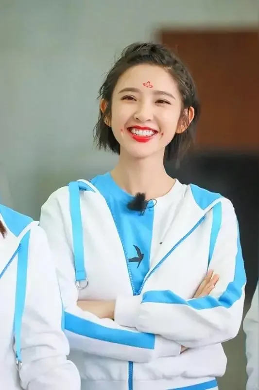 唐艺昕，清纯唯美，漂亮！❤