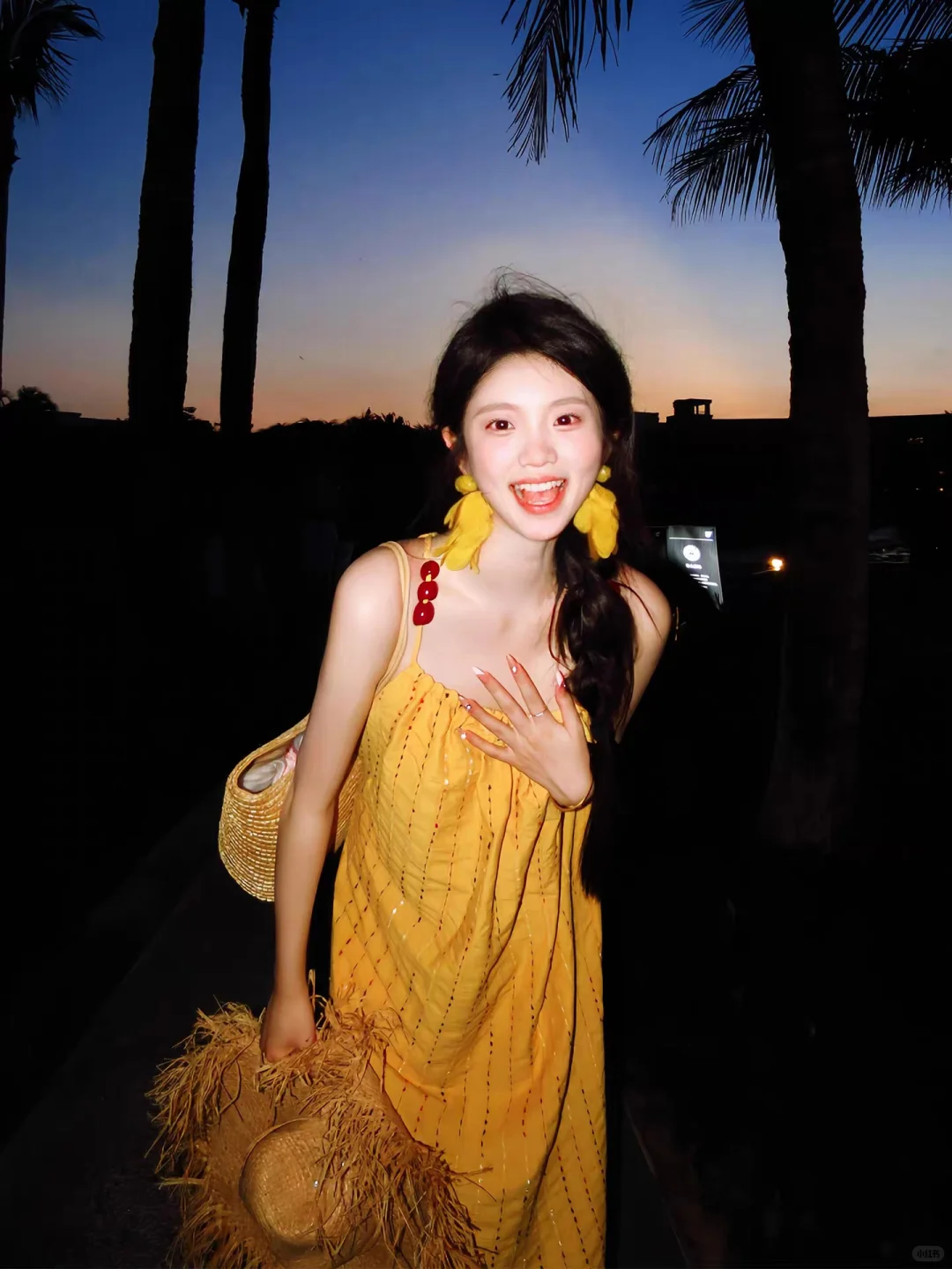 🌸度假风穿搭！显瘦又气质的黄裙