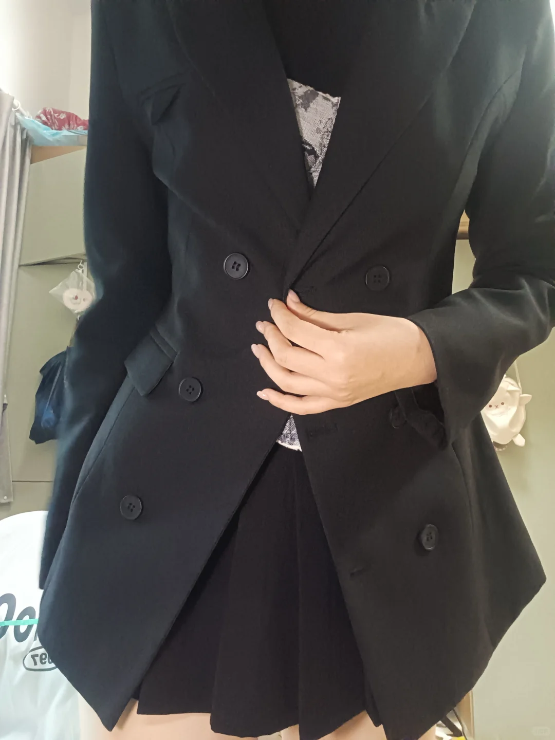 鱼骨胸衣到底有谁在穿