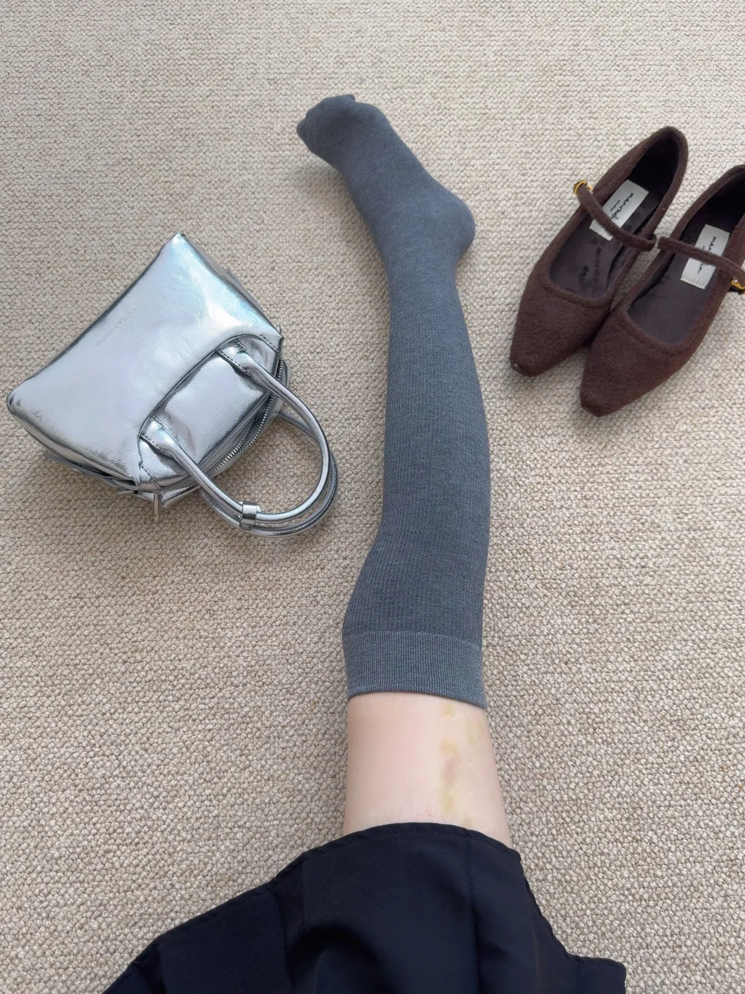 好韩好显瘦的过膝袜~好适合秋冬穿啊！！