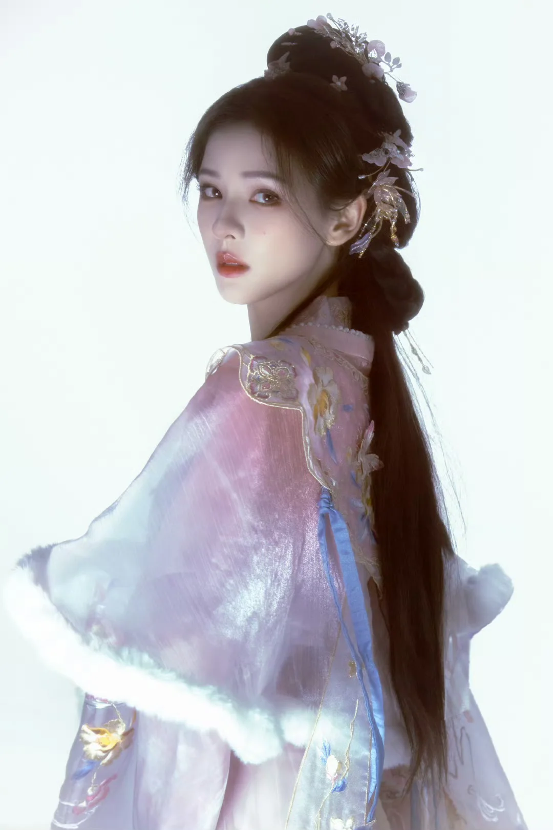 张予曦 古装赛道又杀回来了