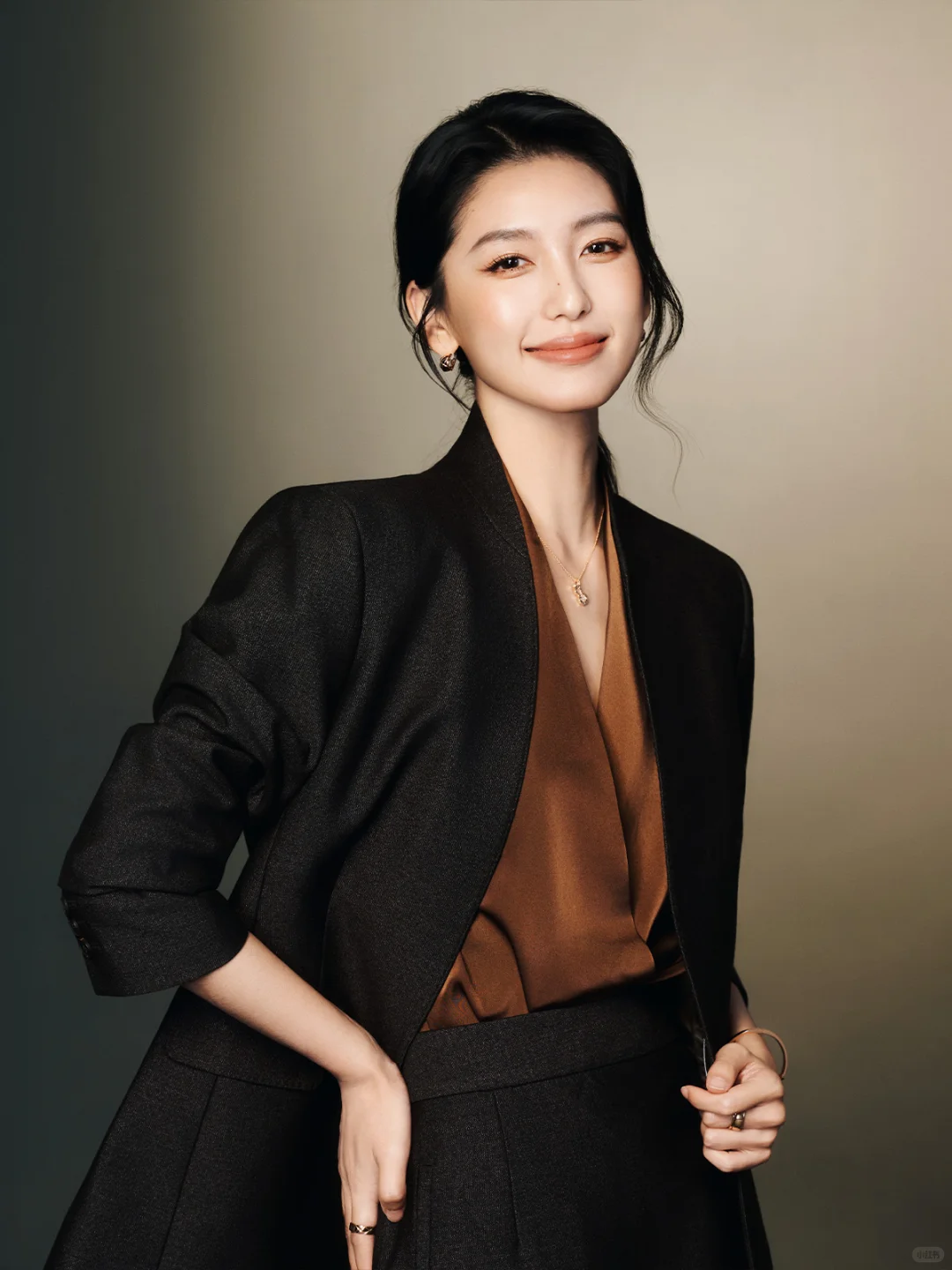 职场气质天花板｜30+女性的高级感形象照