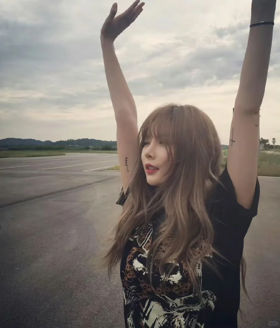 泫雅才98斤，镜头这么可怕的吗