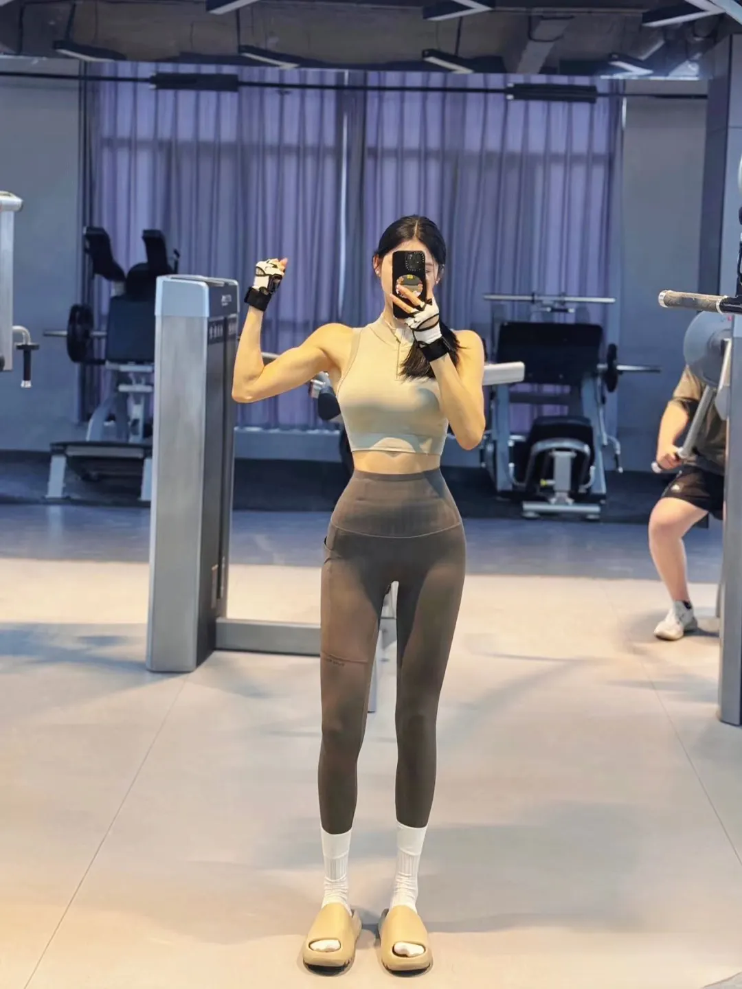 女生撸铁前跟撸铁后变化究竟有多大⁉️