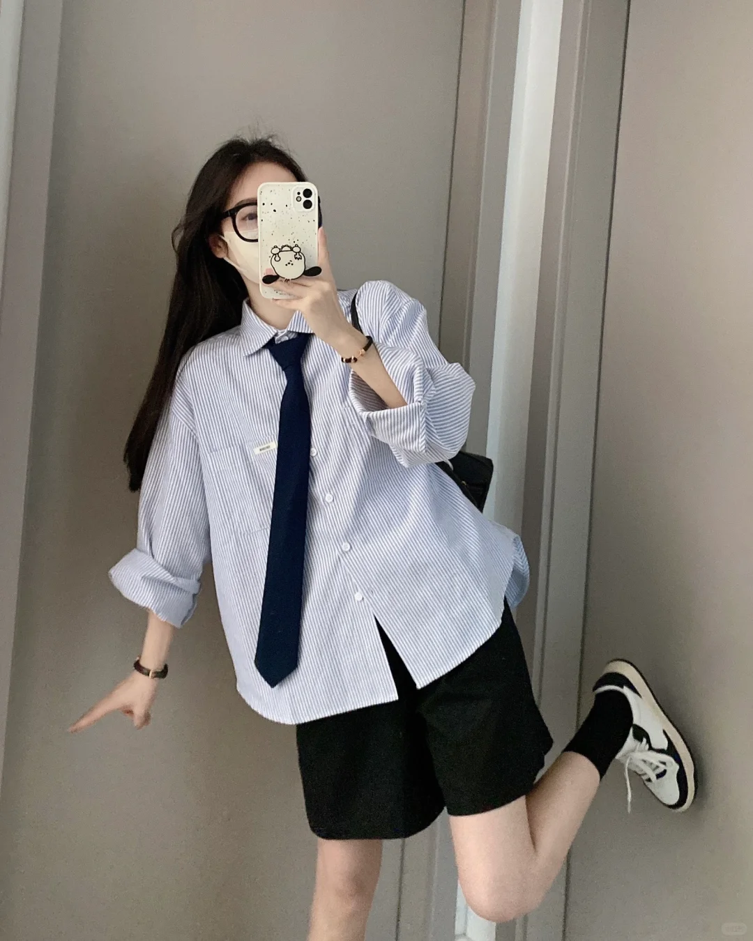 青春女高也就这样了吧（叉腰）