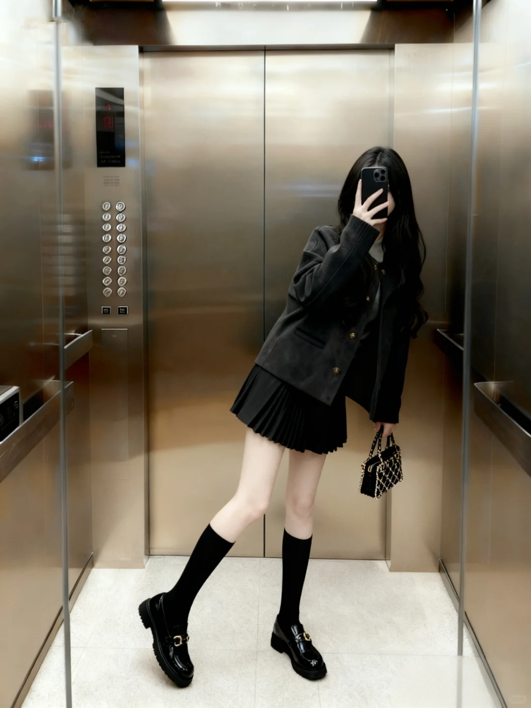 一整个爱这种氛围感穿搭～