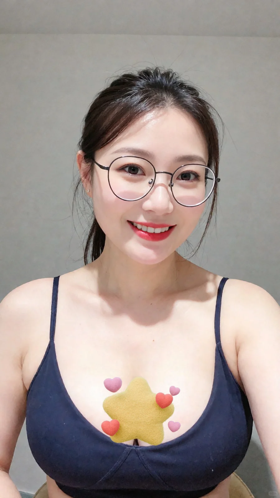 被问爆💥 粉色吊带纯欲感拿捏住啦