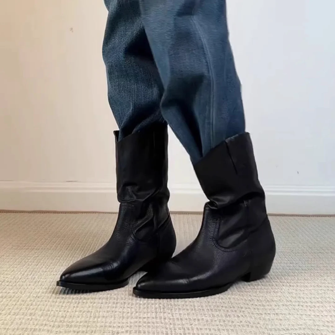 复古尖头内增高小短靴女秋冬新款气质显瘦百