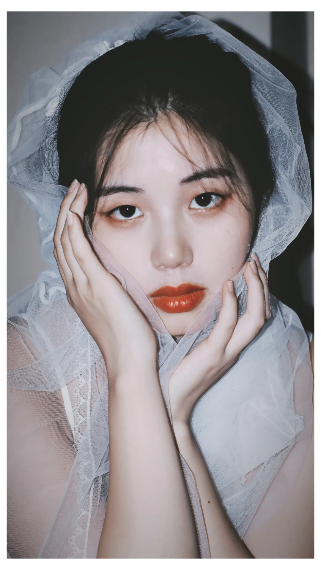 《百人模特》之洁白头纱