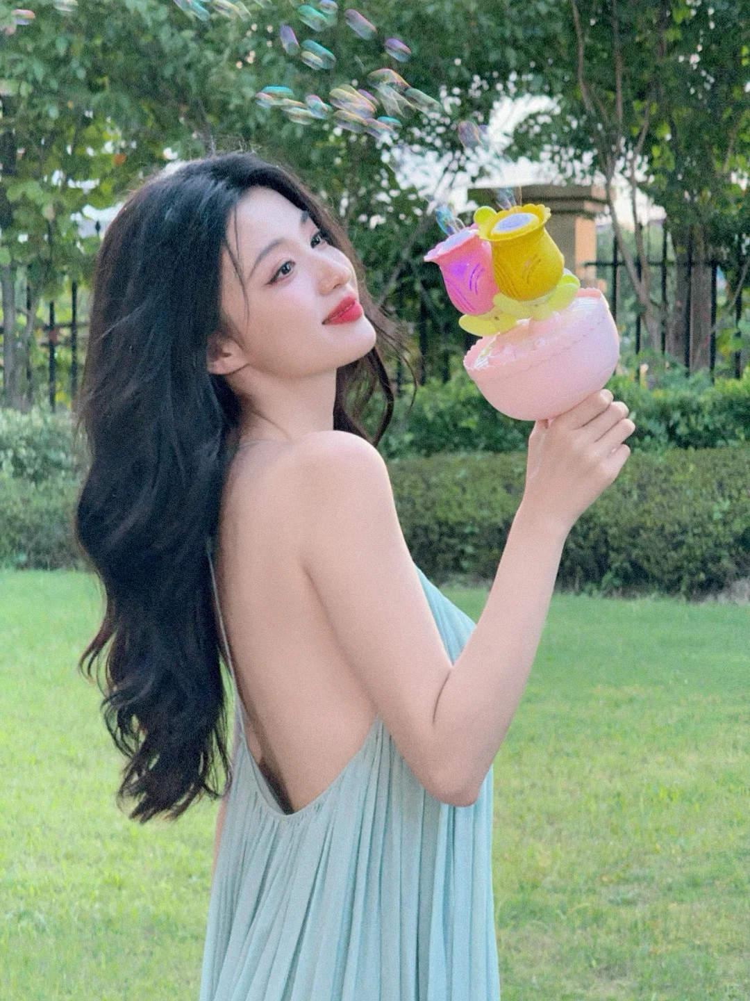 友好市集 | 王楚然假日感穿搭