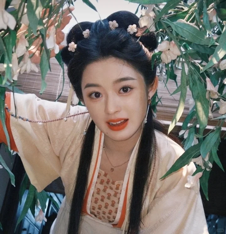 哇，她好美，我好爱～～～～～～～