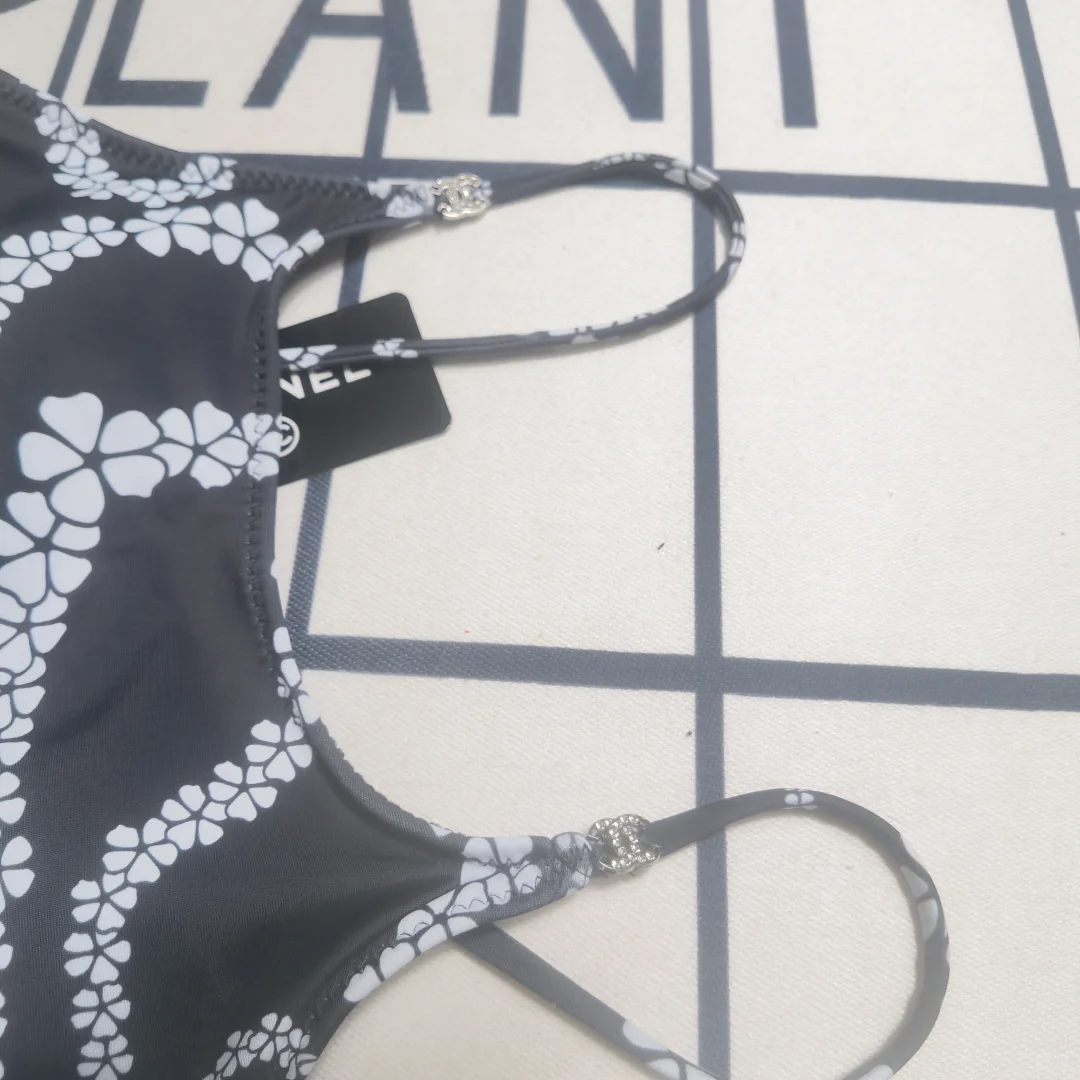 泳衣分享｜性感与优雅并存