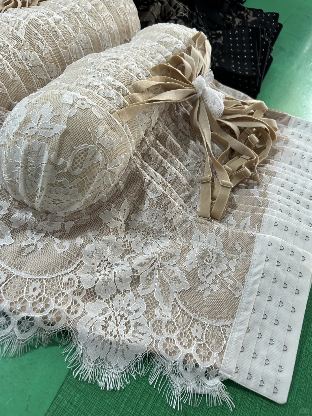 广州｜源头工厂的鱼骨胸衣