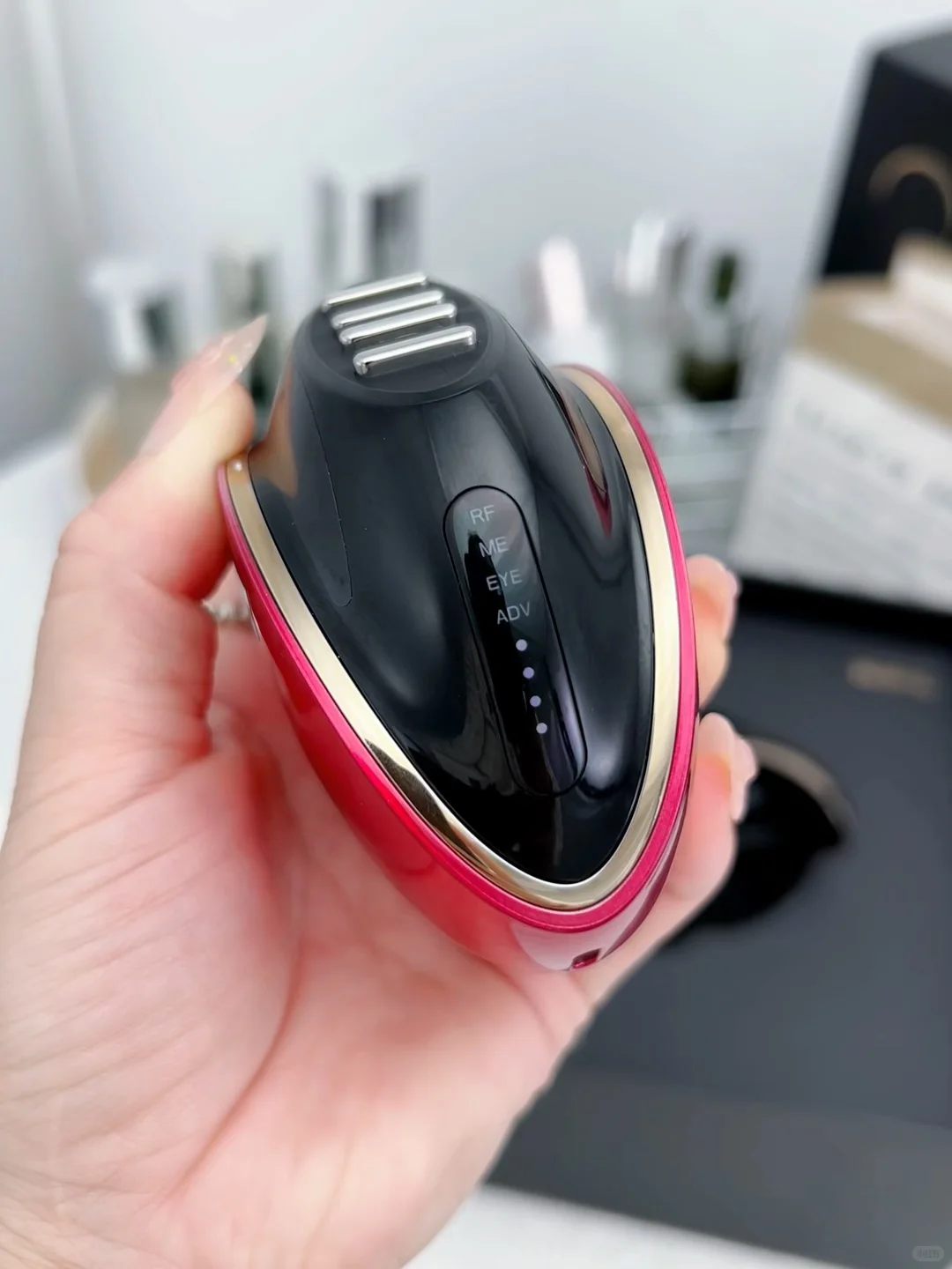 自用这俩款美容仪，聊聊感受