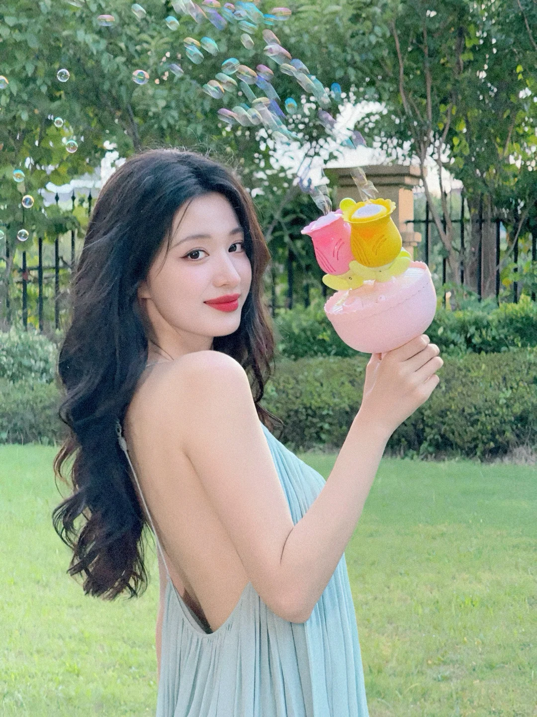 友好市集 | 王楚然假日感穿搭