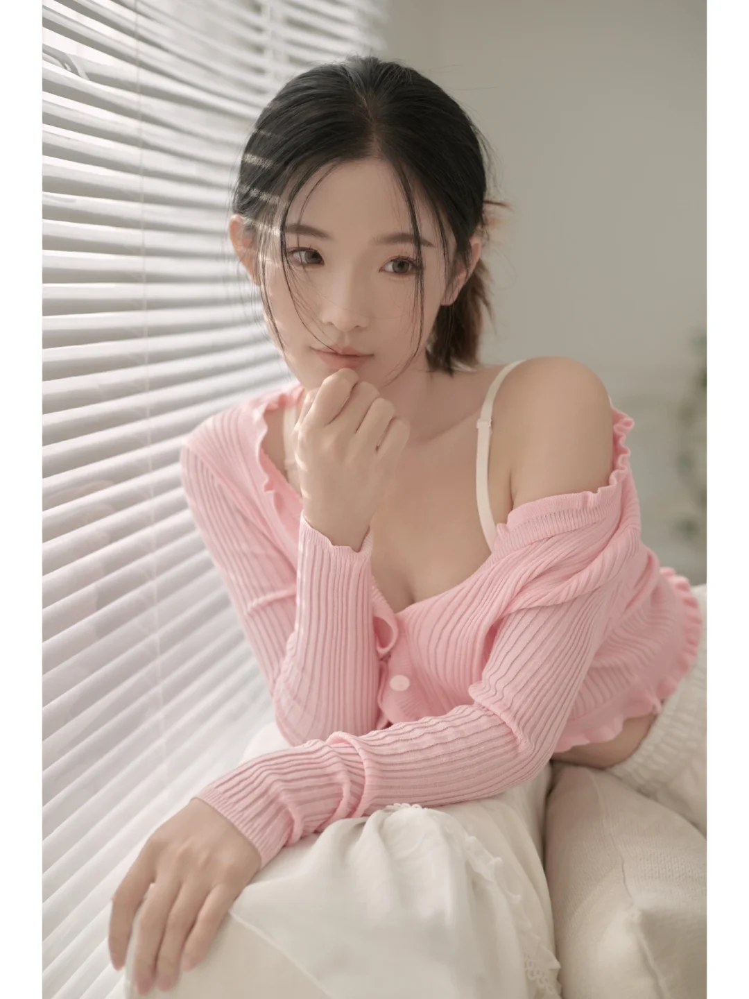 靠近光追随光✨一张照片封神の纯欲私房