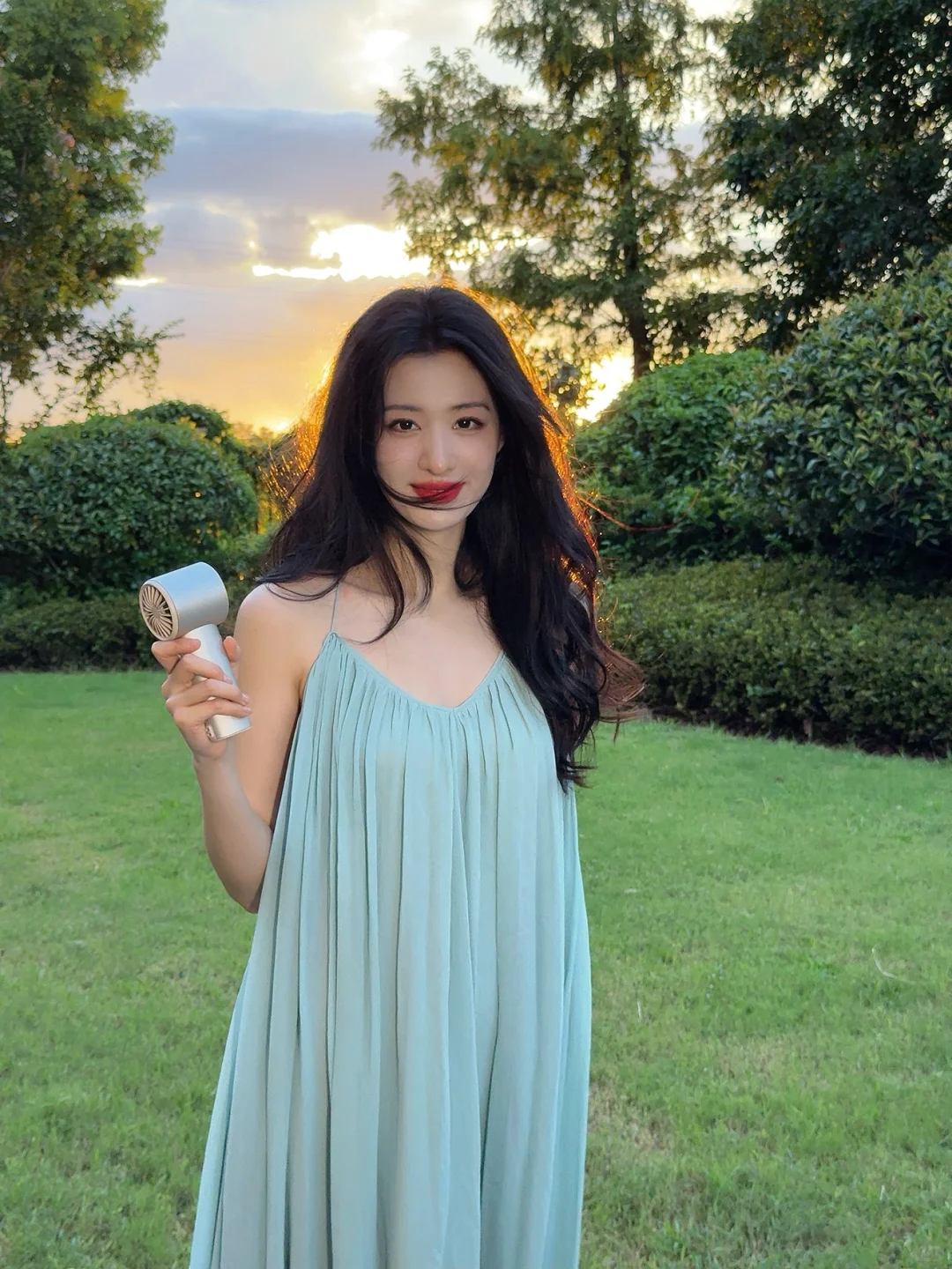 友好市集 | 王楚然假日感穿搭