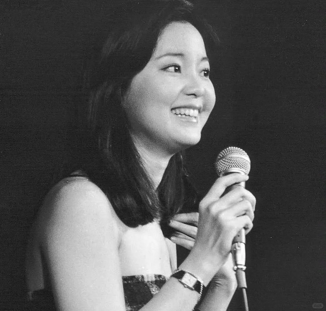 一些不太常见的邓丽君旧照✨
