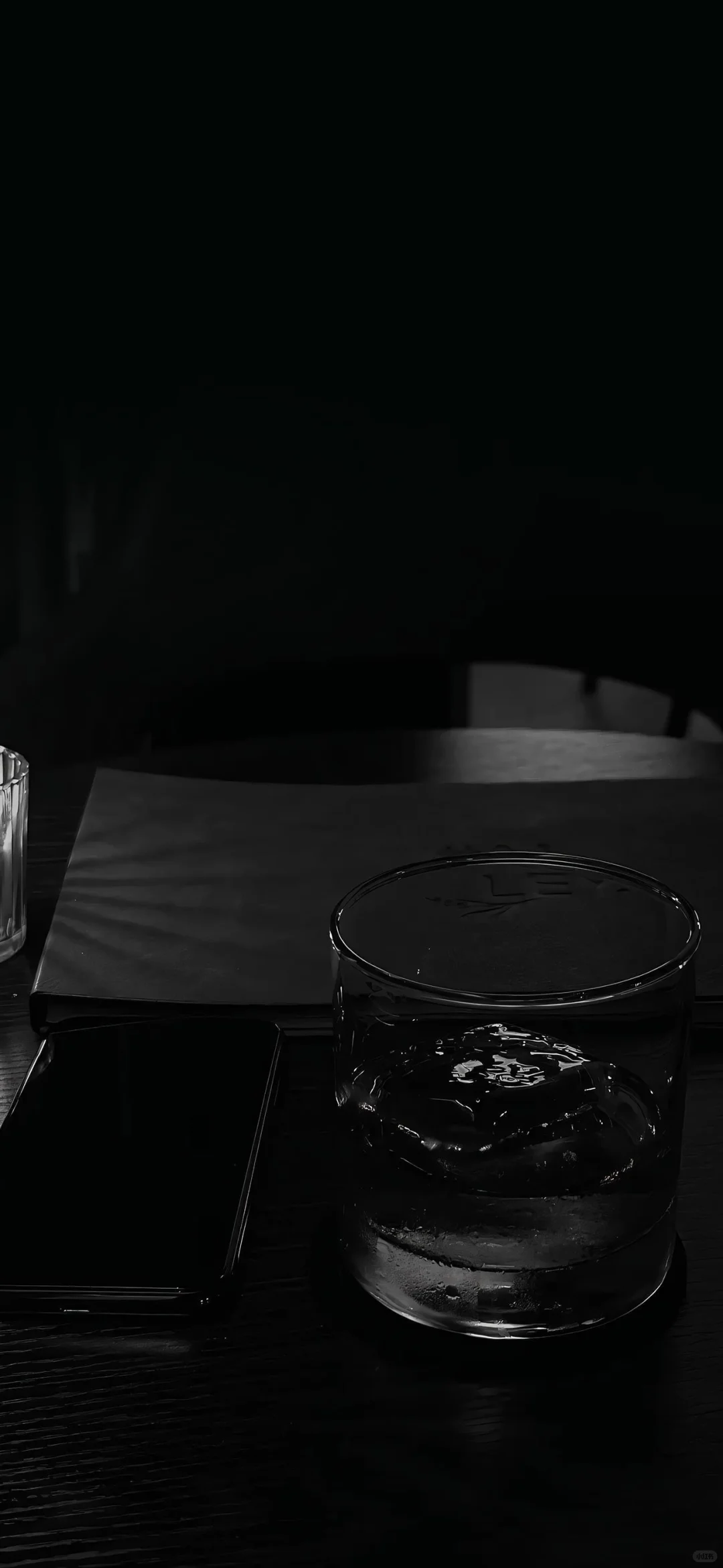 𝙞𝙣𝙨小众高级感黑色系手机壁纸📱