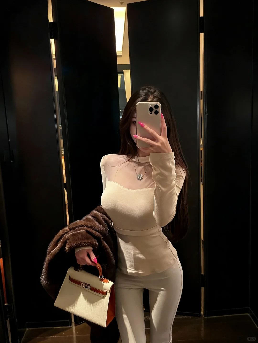 温柔不失小性感