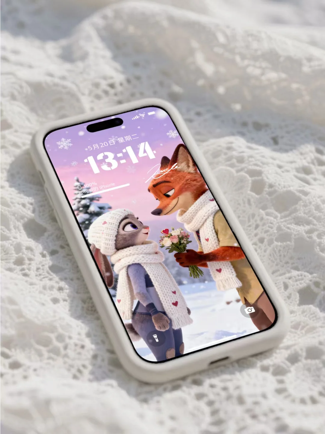 疯狂动物城壁纸 | 朱迪 & 尼克的浪漫冬日