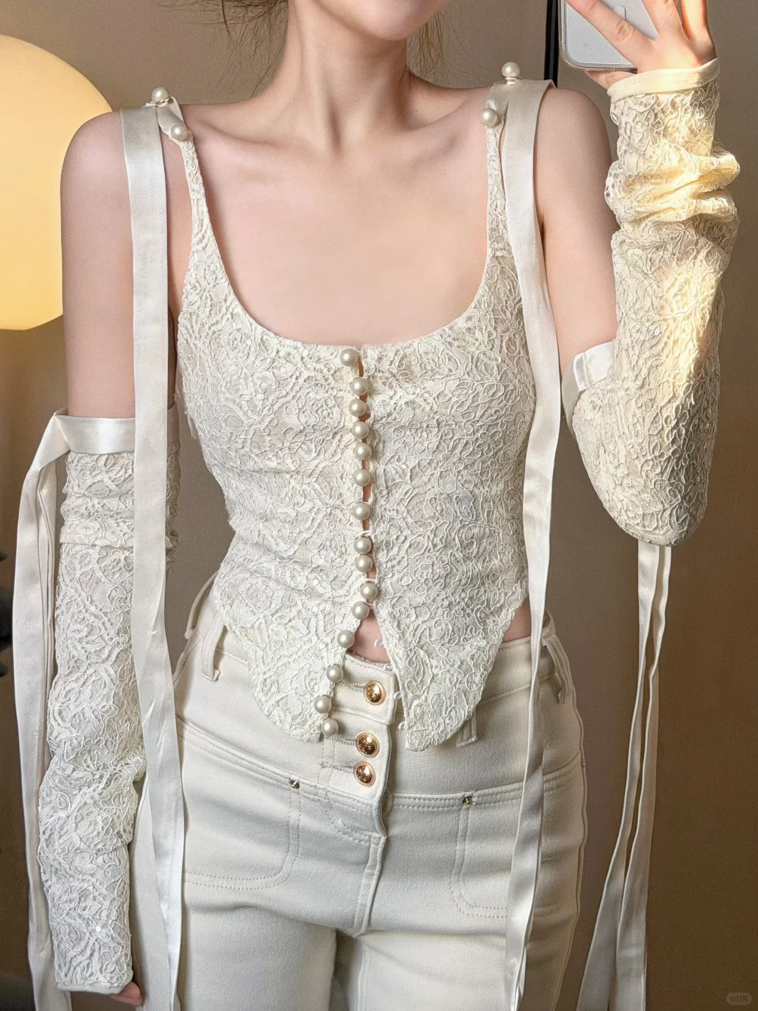 一眼就爱上的蕾丝吊带胸衣！！美的惊心动魄！