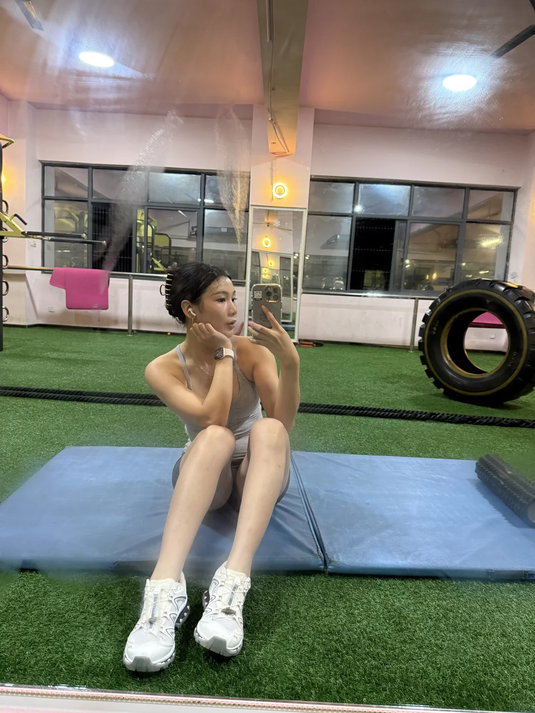 右滑眼看这个女人体脂率越来越高高高高高