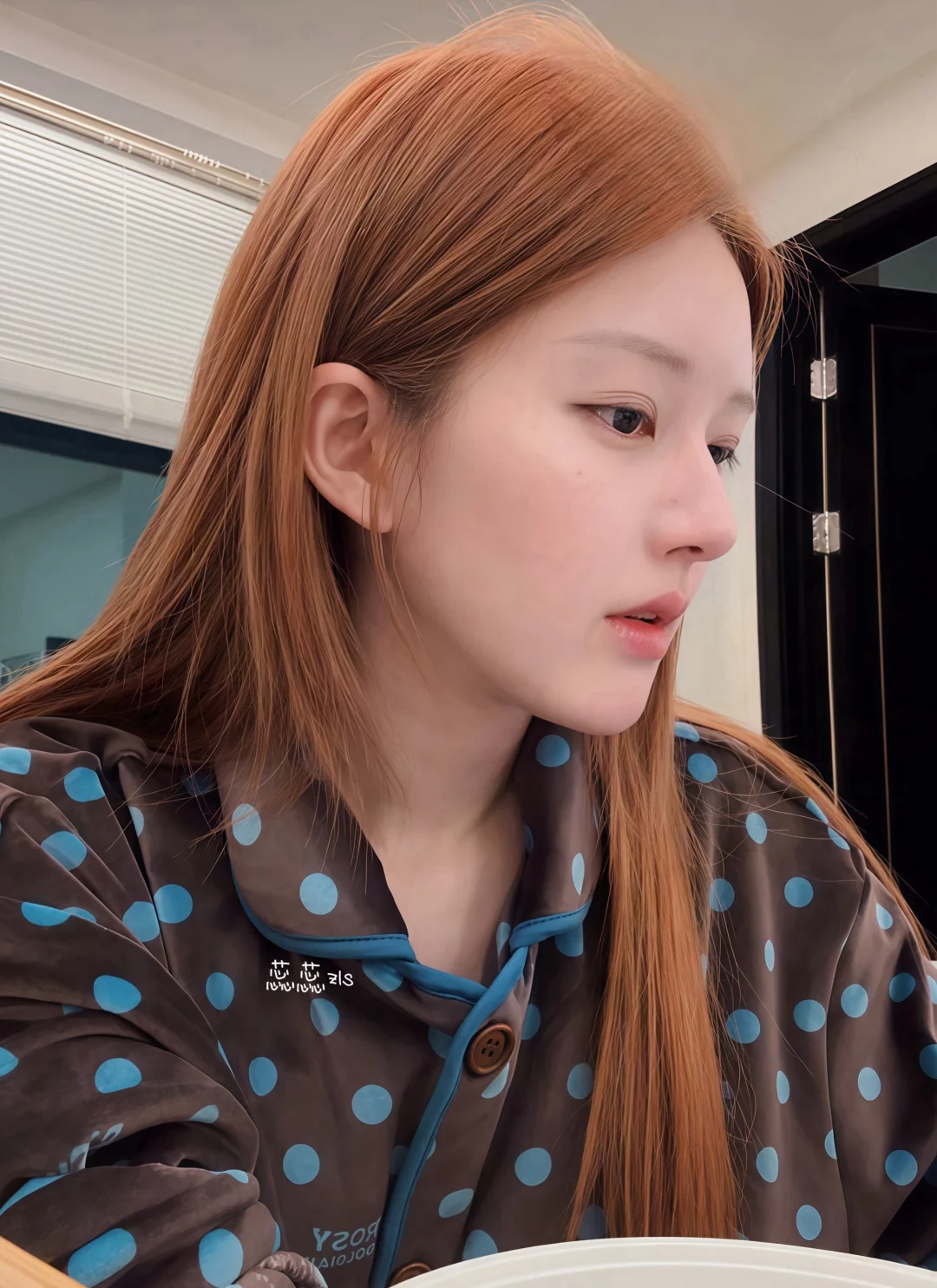 露思高清壁纸💜