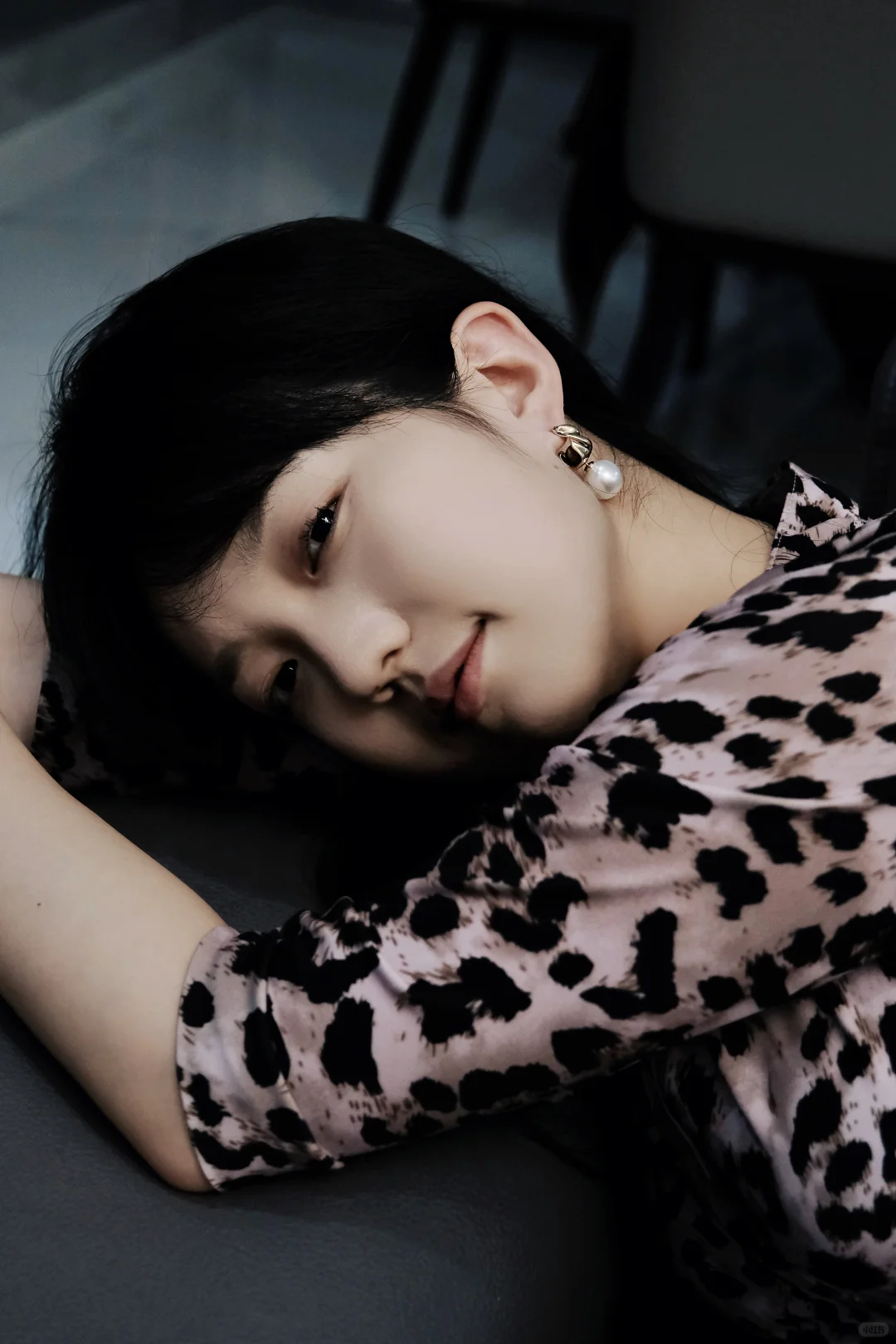 年轻的女孩总是在追求女人味