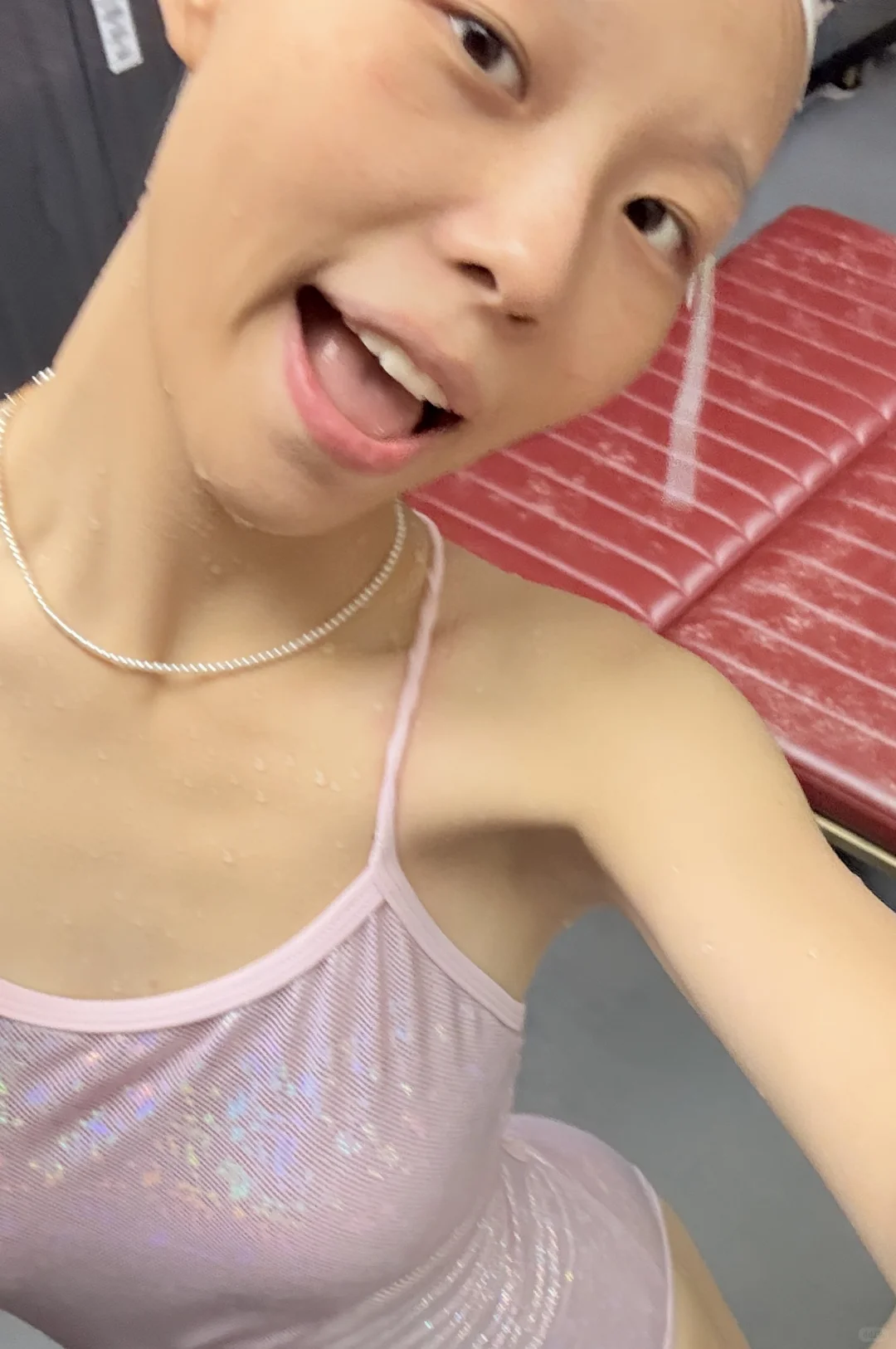 归来仍是泳池新手