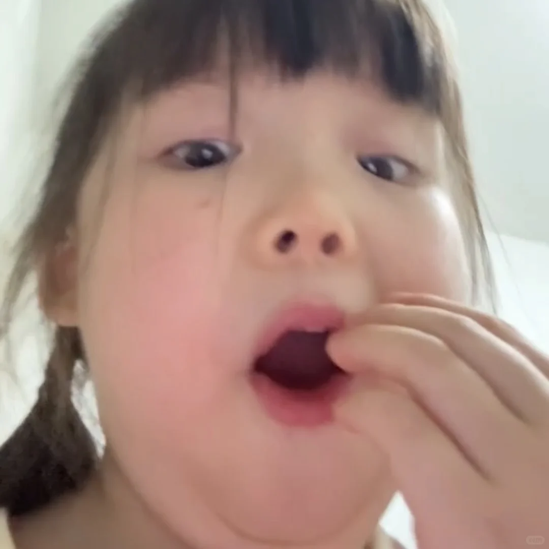 表情大王曾丸子！