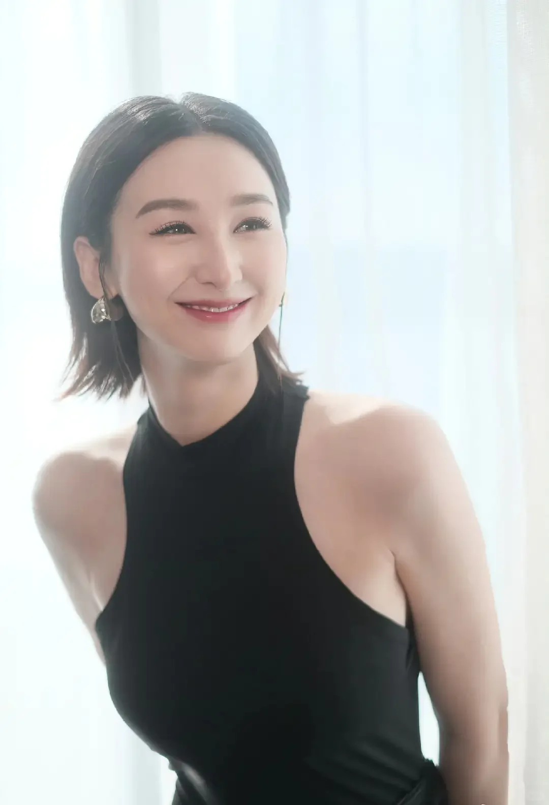 高海宁 性感但不俗气