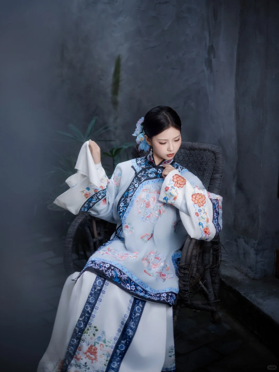 一场生于旧时的梦🍂氛围感清汉女写真📸