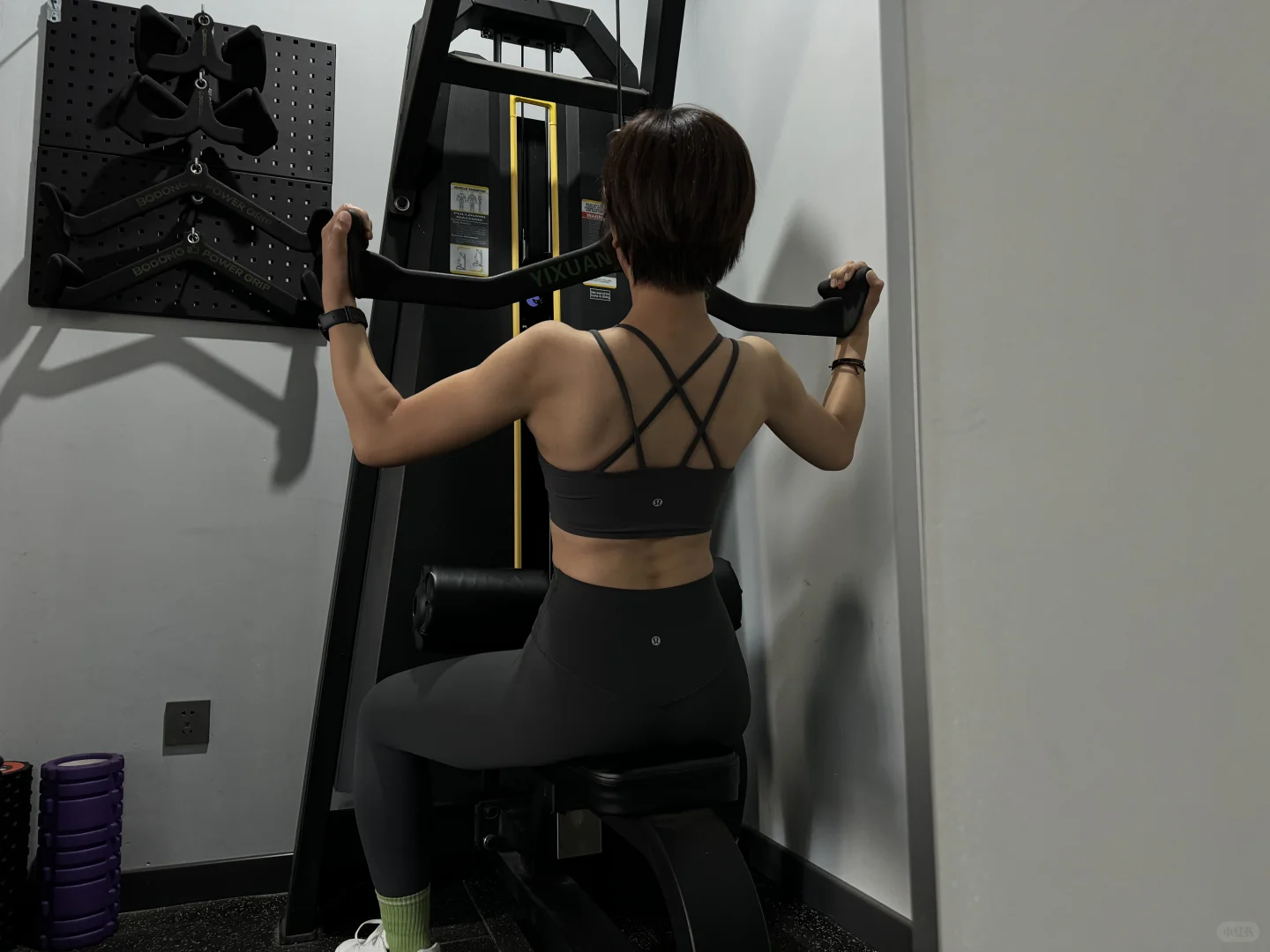 这肌肉线条真美😍