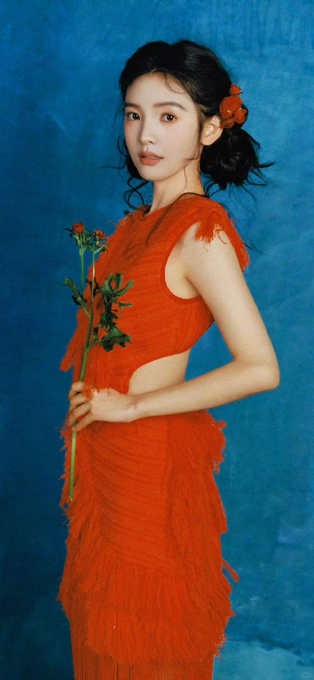 章若楠壁纸！被这组森系写真治愈了🍃