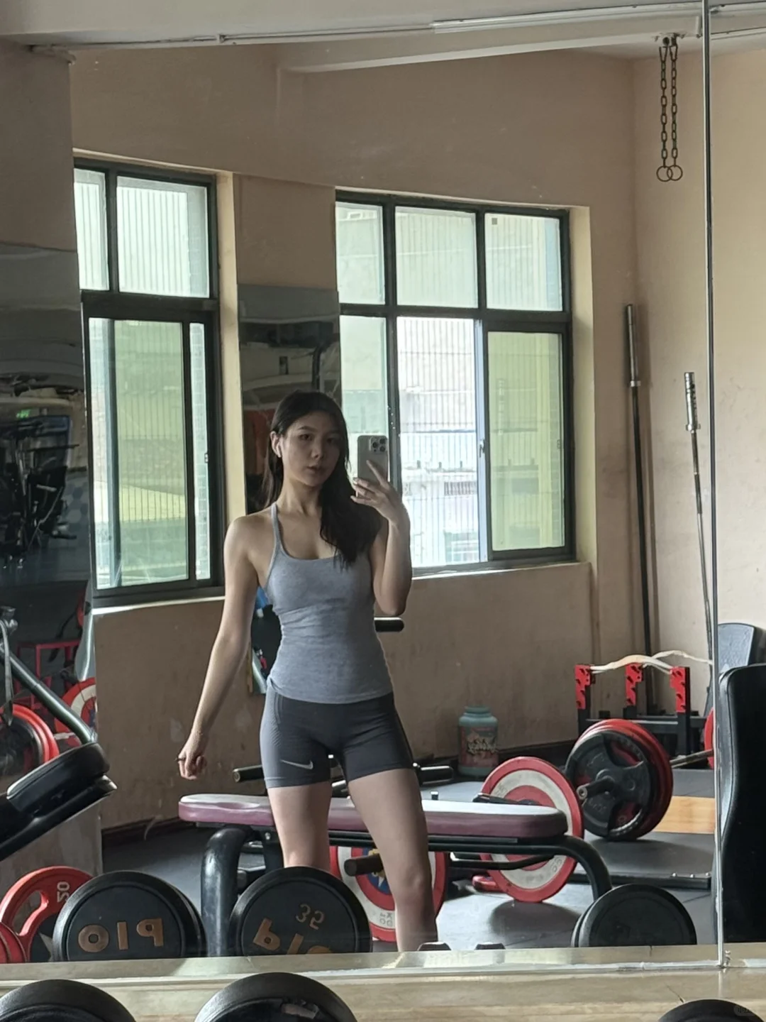 右滑眼看这个女人体脂率越来越高高高高高