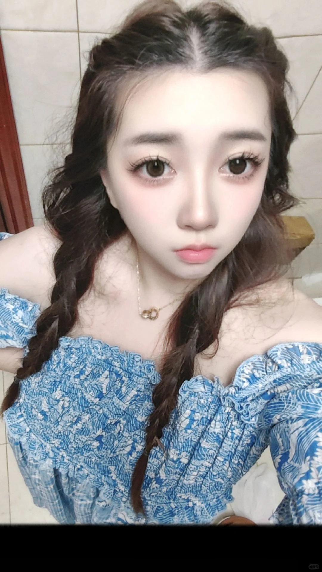 你都叫我小姐了，那我自然是娇生惯养的