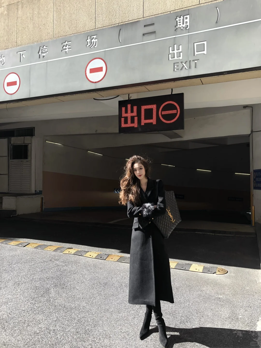 175｜秋冬大衣穿搭🖤♟️是美丽迷人的反派角色