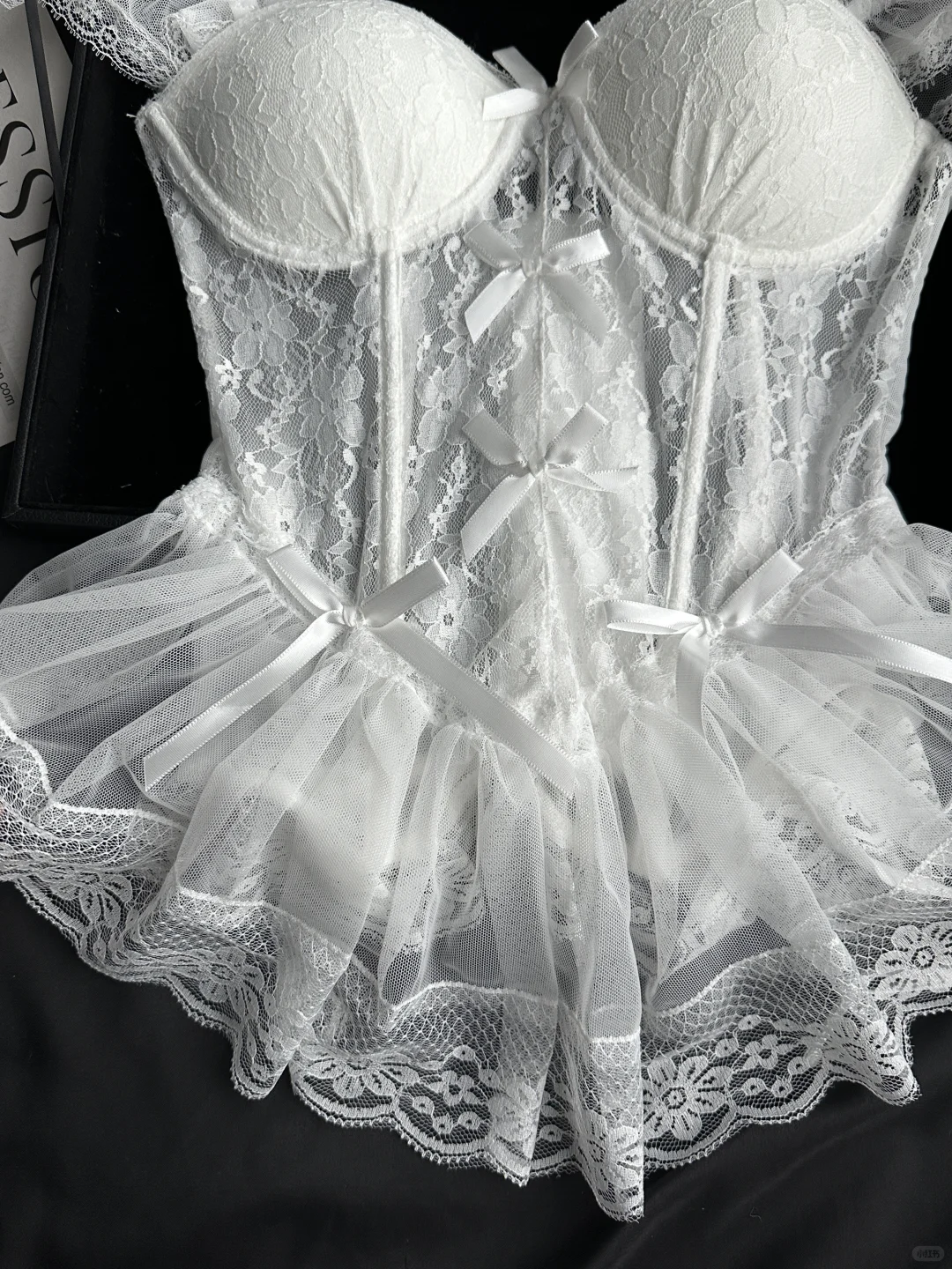 淡淡的小烧感…超纯欲的少女鱼骨胸衣！！🤍