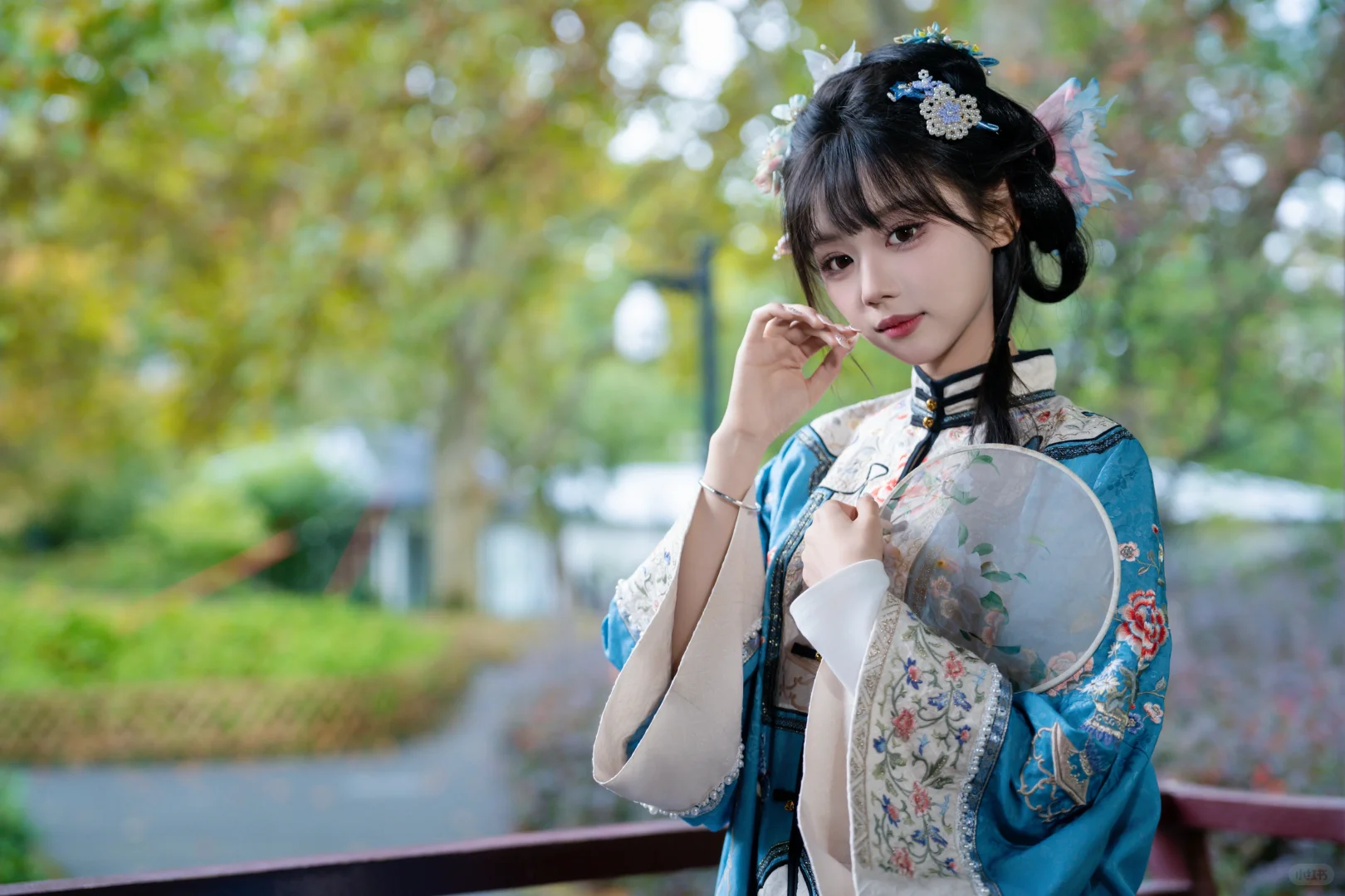 亭中惊鸿｜这才是晚清美人的正确打开方式