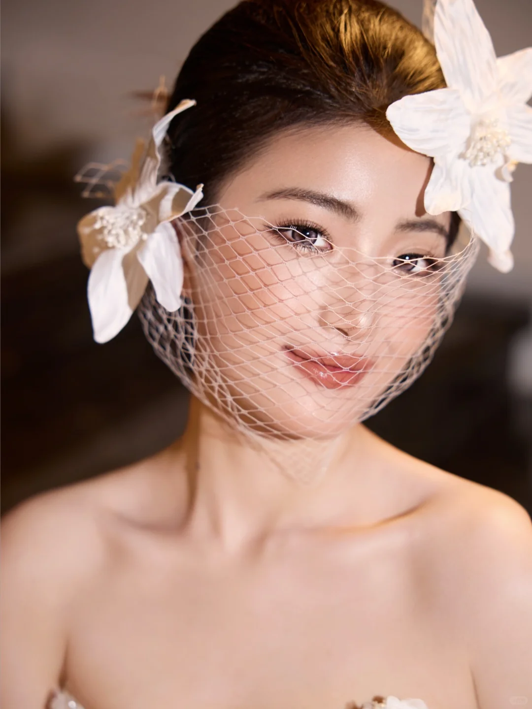 穿上了蕾丝婚纱｜怎么能拍的这么高级呢！