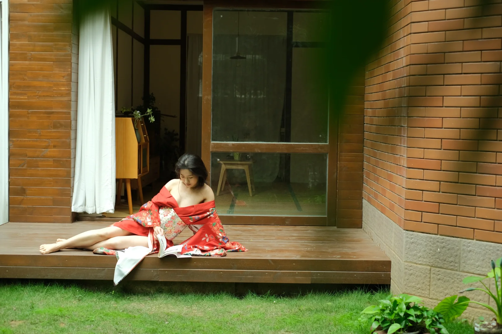 初春里的那个女孩